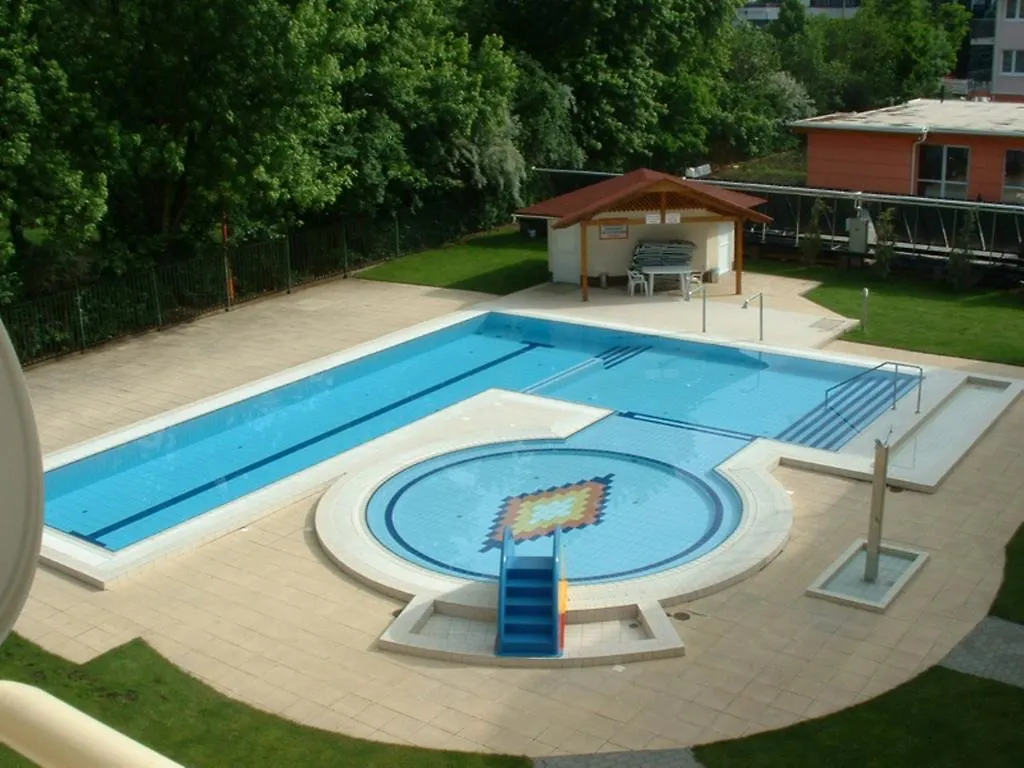 Aqua Wellness Apartments Hajduszoboszlo 0*,  Hungary