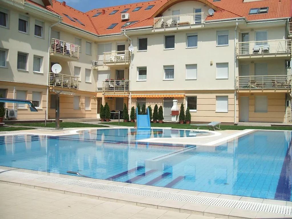 Aqua Wellness Apartments Hajduszoboszlo